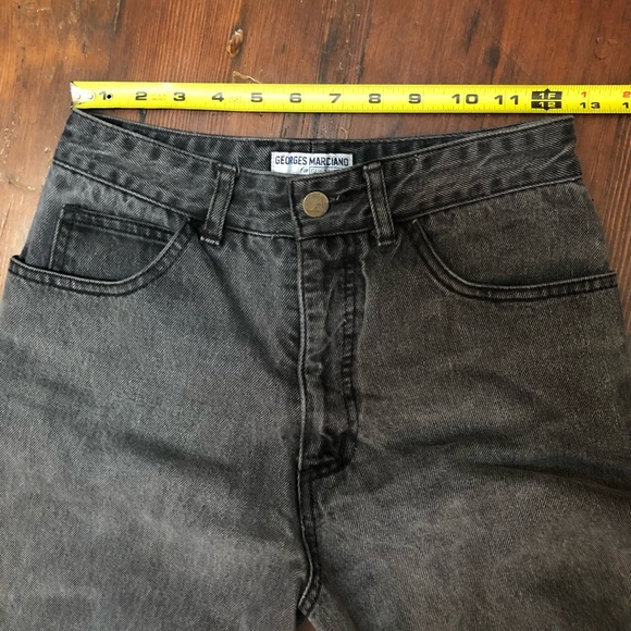 Vintage Guess High Waisted Jeans - Picture 6 of 13